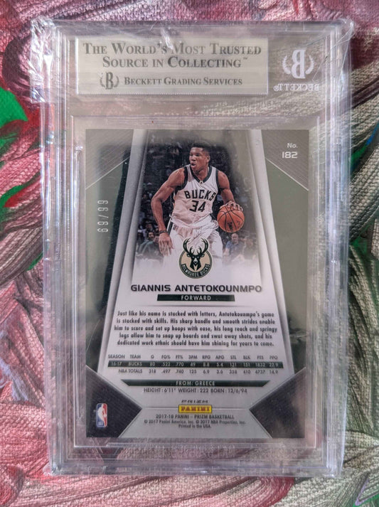 Giannis Antetokounmpo 2017/18 Panini Prizm Blue Ice 69/99 BGS 9 #182