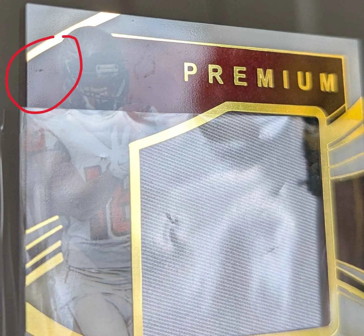 Ein premium-calvin ridley 2020 panini immaculate fußball trading card mit echtem patch und weiß-rot-gold uniform