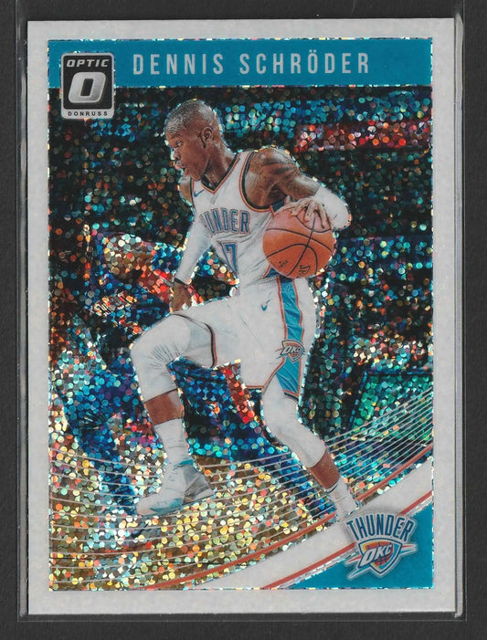 Dennis Schröder 2018-19 Panini Donruss Optic White Sparkle Prizm Basketballkarte mit schimmerndem holografischem Hintergrund und silbernem Rand