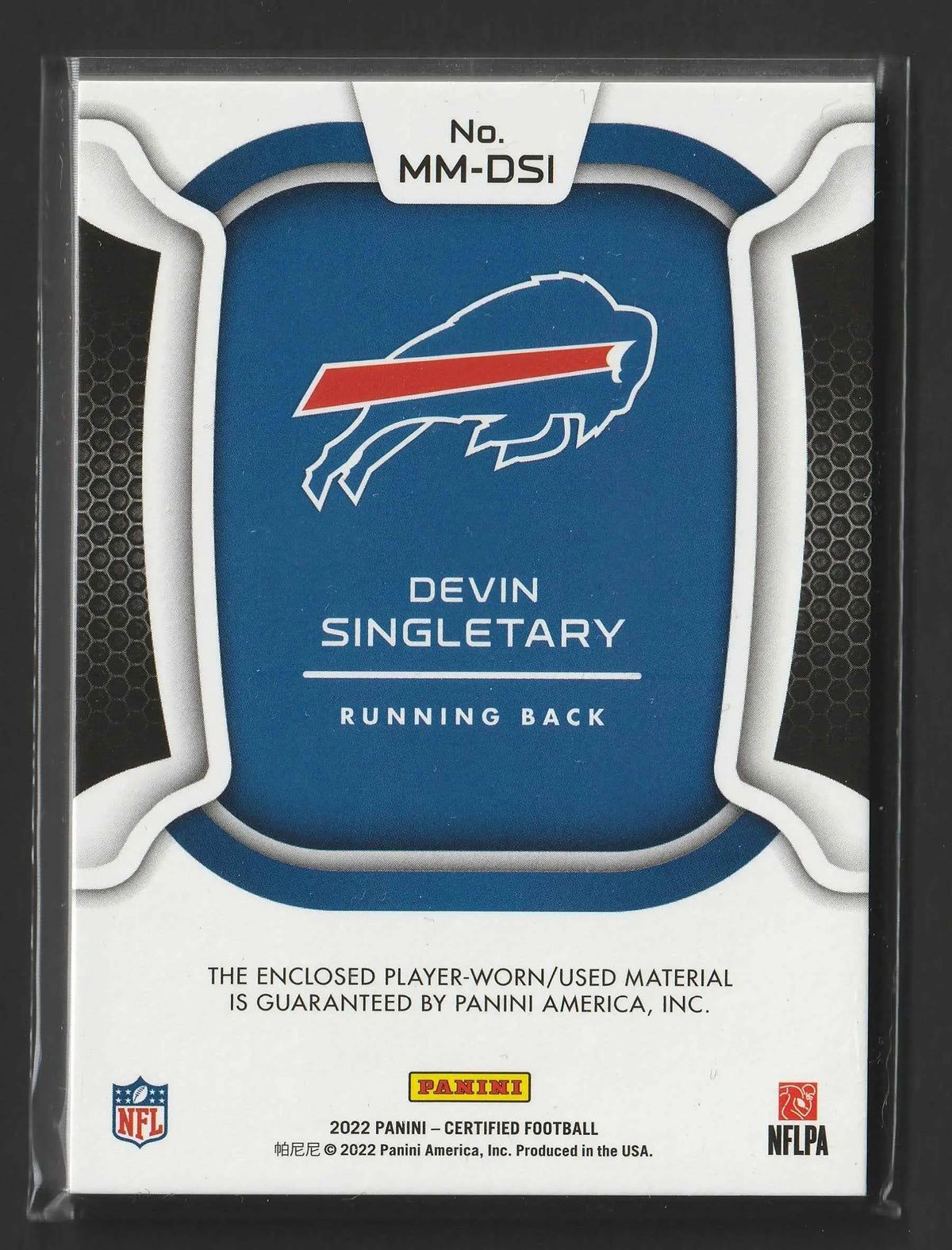 Blaue und weiße buffalo bills football trading card featuring devin singletary with rotem streifen über team-logo, panini certified mirror purple etch 2/5