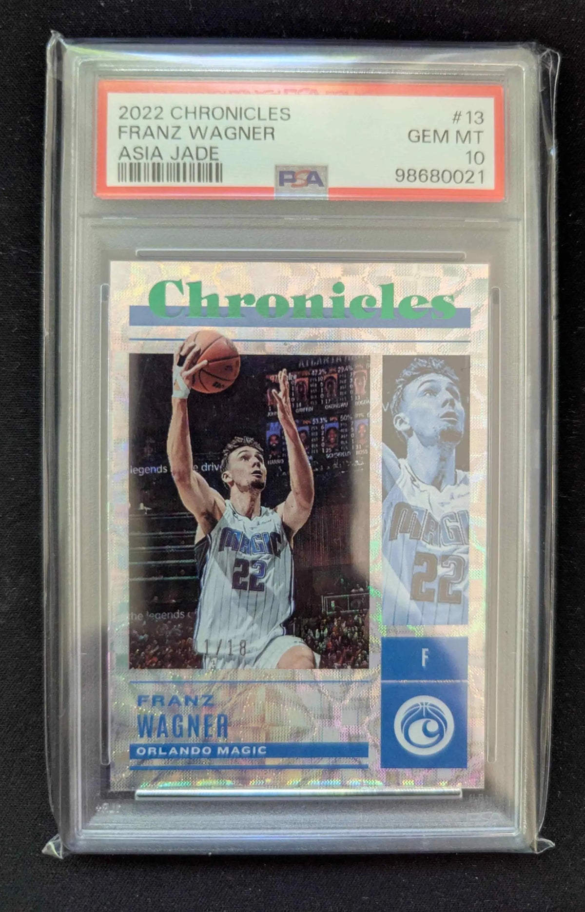 Franz wagner 2022 23 panini chronicles asia jade basketball trading card nummer 13 in psa 10 schutzhülle