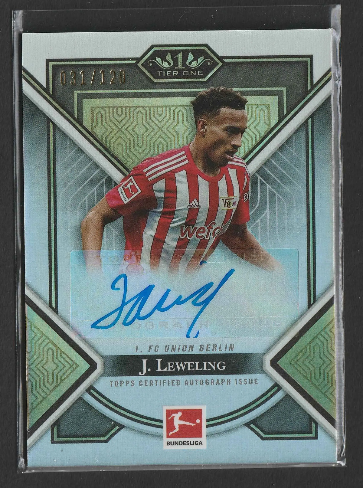 This is a 2019-20 topps bundesliga trading card featuring jamie leweling young gold 031/120 yga-jl