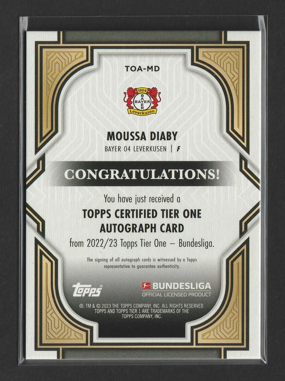 Silberner und schwarzer rahmen topps tier one autograph karte von moussa diaby bayer 04 leverkusen 22/23 saison