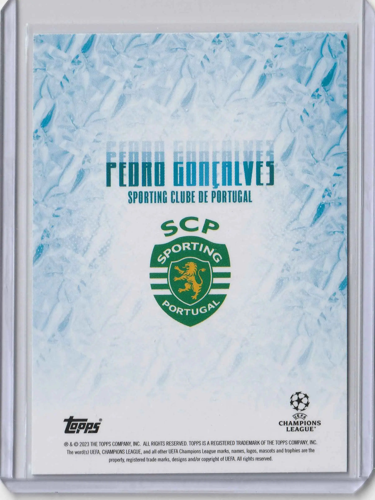 Teal und weiße eis-muster trading card mit pedro gonçalves von sporting clube de portugal und grünem clublogo